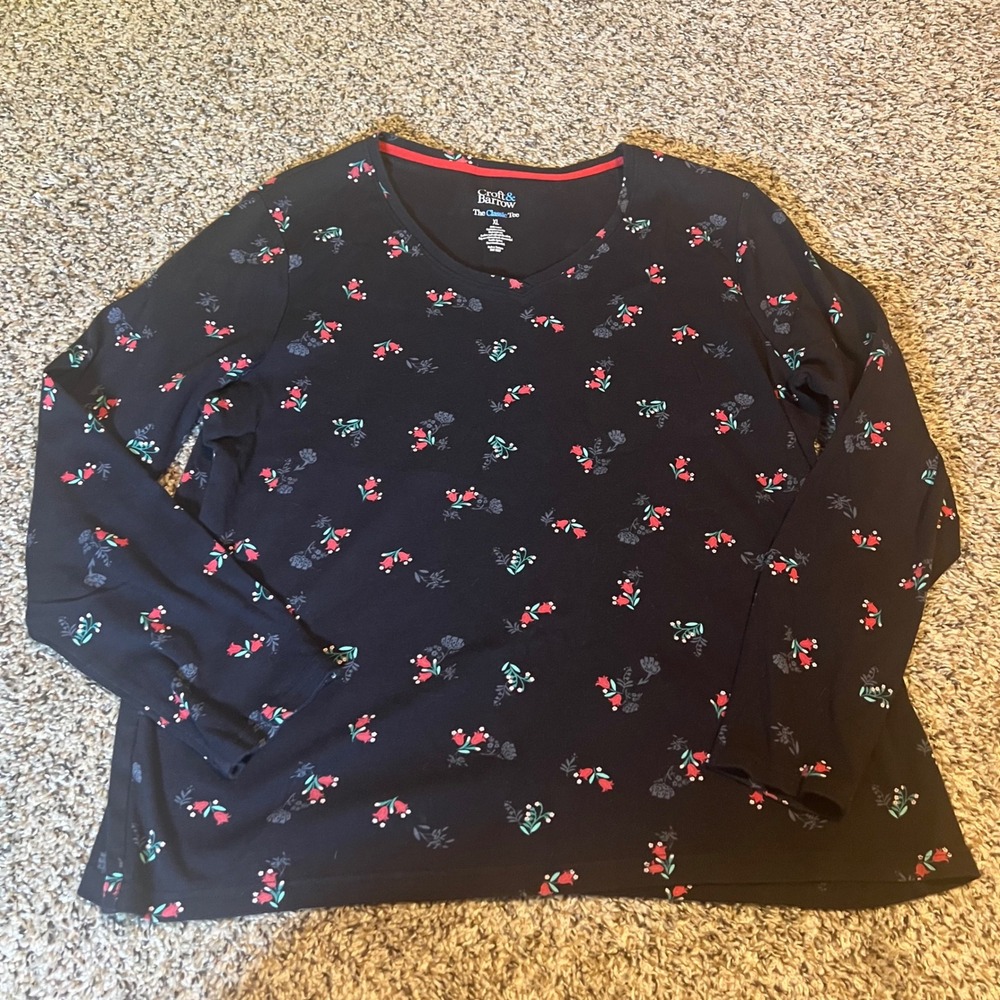 Croft‎ & Barrow Classic Tee Womens XL Black Floral Long Sleeve V Neck Cotton